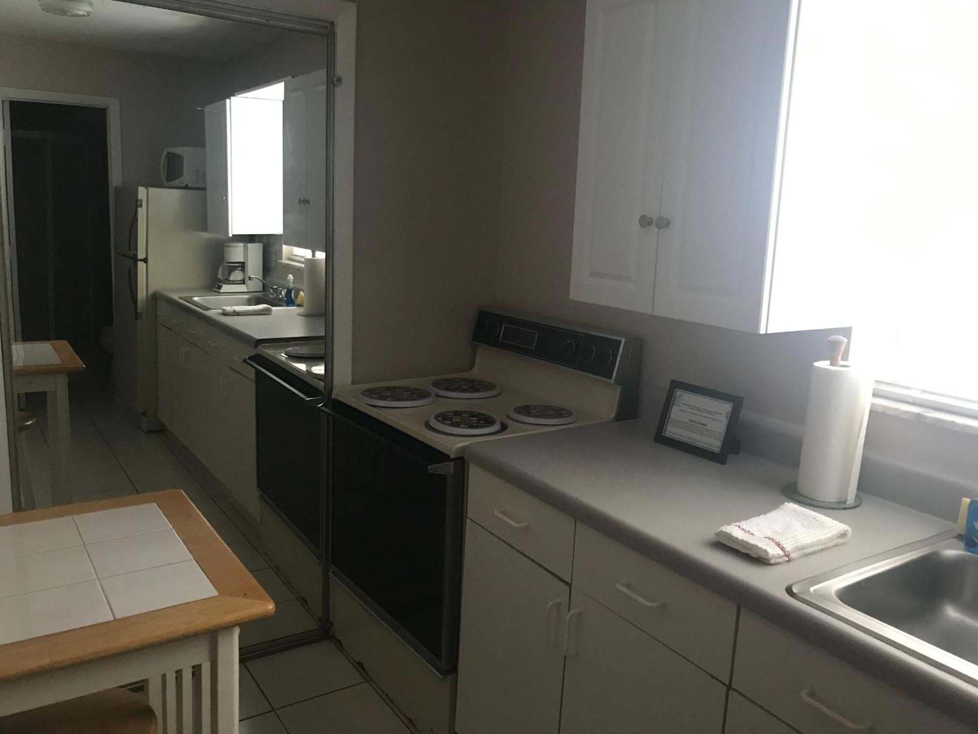 Inn Leather Guest House-Gay Male Only Форт Лодърдейл Екстериор снимка